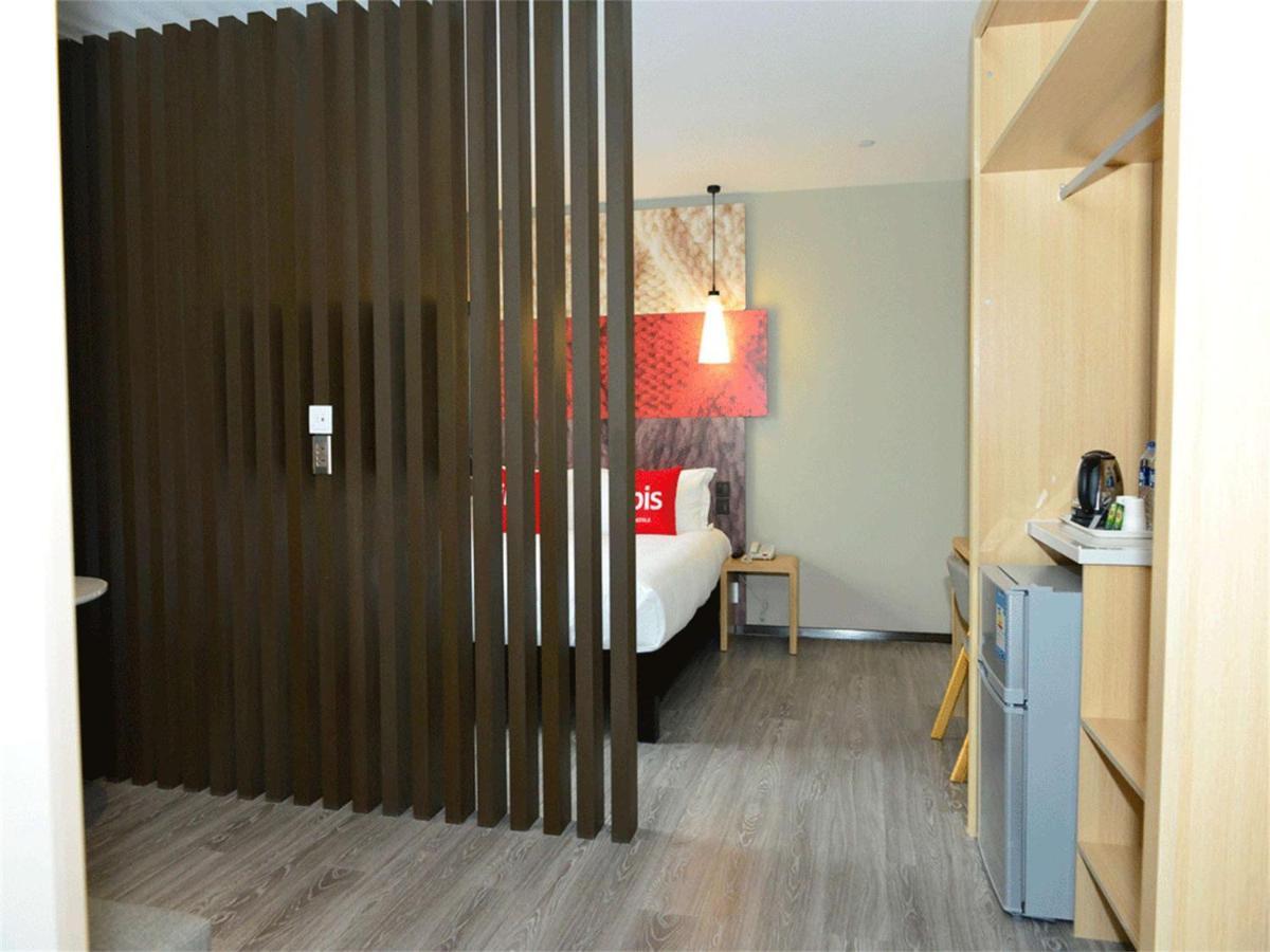 Ibis Beijing Guanzhuang Changying Middle Road Hotel Bagian luar foto