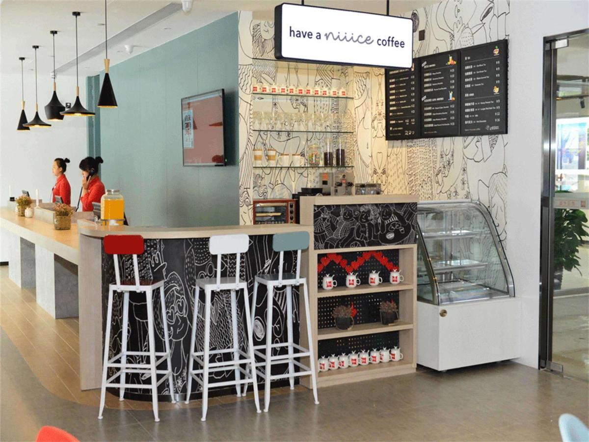 Ibis Beijing Guanzhuang Changying Middle Road Hotel Bagian luar foto